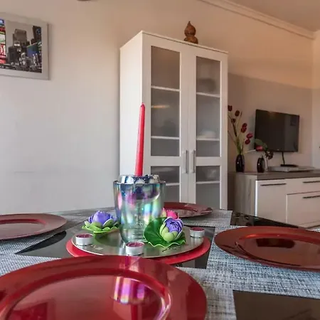 River View Apartment *