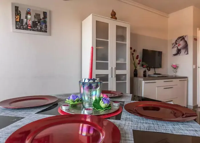 River View 아파트 *