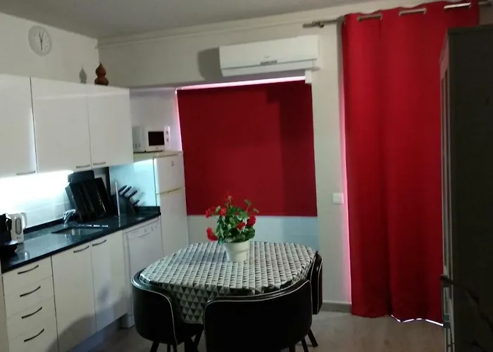 아파트 River View